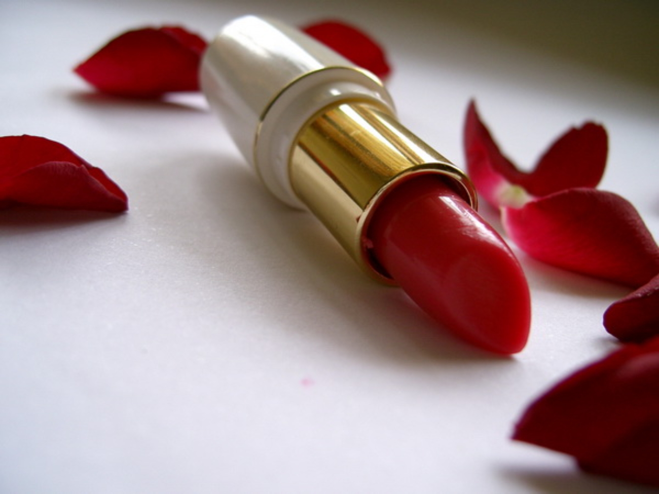 ده برند برتر رژ لب در سال ۲۰۱۴_67f50bdf9ace9.jpeg